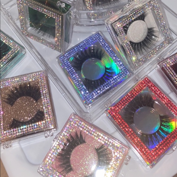 Mink Lashes Style: Diamond - Picture 4 of 5